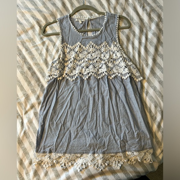 Lace Tank Top with Pinstripes - Picture 2 of 5
